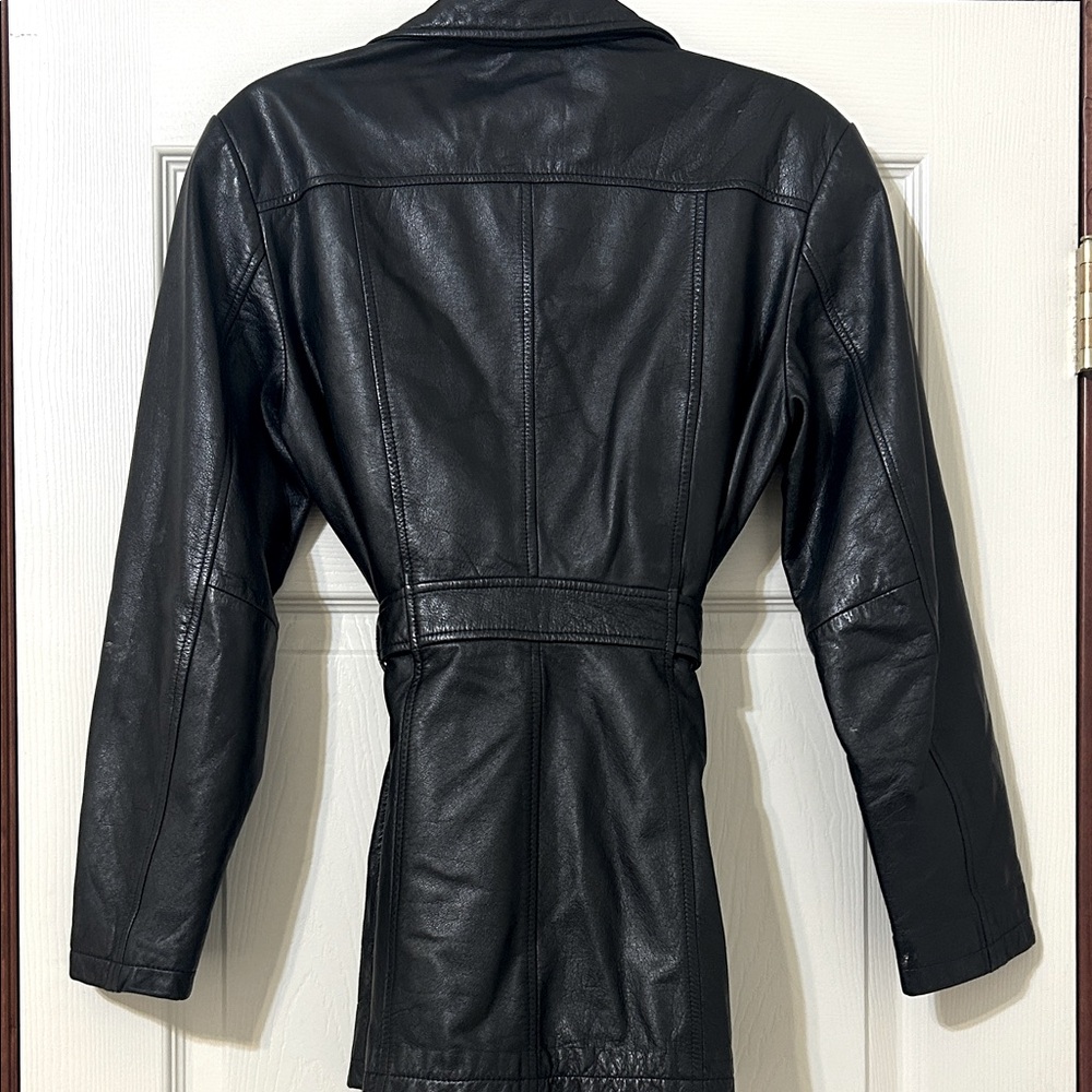 Vintage Jacqueline Ferrar Black Leather Coat with attached belt - Picture 4 of 12